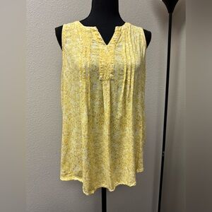 Croft & Barrow Yellow Pleated Tank Top with Mandarin Collar size medium